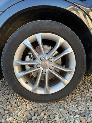 Audi Q3 2.0 TDI Quattro S-Tronic - imagine 3