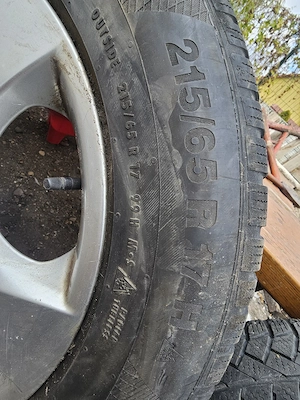 Vand roți de Mercedes 215/65 R17  - imagine 4