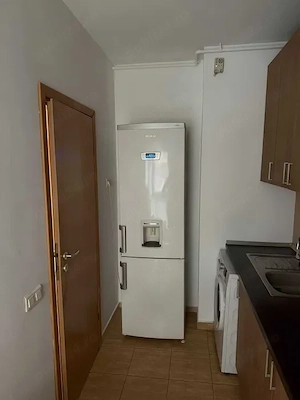 garsoniera titan-rasarit de soare - imagine 5