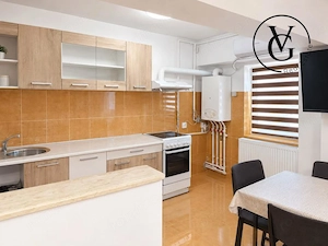 Închiriere apartament 2 camere – Zona Delfinariu | Bulevardul Mamaia - imagine 2
