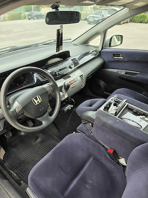 Honda Civic Fr v  diesel an 2008 consum mic 6 LOCURI   Sharan   Galaxy - imagine 9