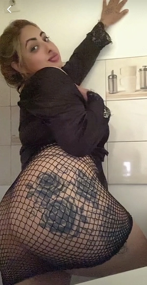 Nouă la tine în oraș 