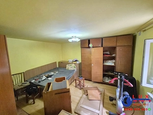 ID 6774 CASĂ DE VÂNZARE   Zona centrala, str Victoriei - imagine 3