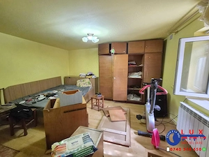 ID 6774 CASĂ DE VÂNZARE   Zona centrala, str Victoriei - imagine 2