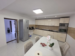 Vila parter plus etaj  Rahova sec 5 zona bună 225.000euro in rate  - imagine 6