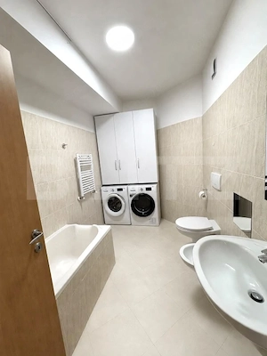 Apartament 3 camere | 2 bai | zona Torontalului - imagine 6