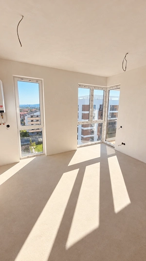 Constructor, vand apartamente 2 camere str. Tineretului, Floresti - imagine 9