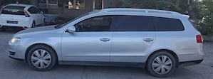 Dezmembram Volkswagen Passat B6 - imagine 3