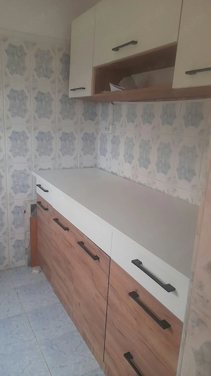 Vând apartament cu două camere Bocșa piață - imagine 3