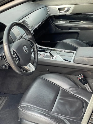 jaguar xf 2013  2.2  - imagine 8