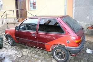 Dezmembrez ford fiesta 1.1 benzina, an 1990-1995