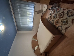 Apartament de închiriat 3 camere și 2 băi în zona 1 mai (în spatele Spitalului Județean) - imagine 6