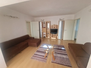 Proprietar inchitiez apartament cu 2 camere
