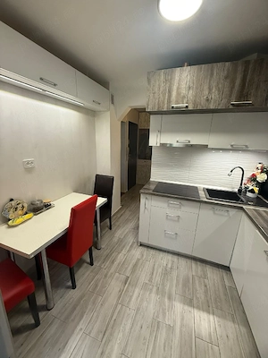 Vand apartament PB,3 camere,recent renivat - imagine 4