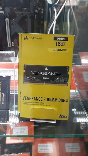 Used Products Bucuresti  Memorie RAM Corsair Vengeance 16 Gb DDR4  GARANTIE 12 LUNI