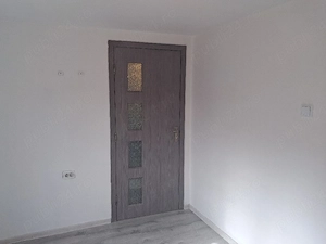 Casă renovată + 1500 mp teren în Orbeasca de Sus, poziție excelentă la 400 m de Penny Târg, gard BCA - imagine 10