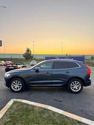 Volvo XC60 T8 Plug-in Hybrid  - imagine 3