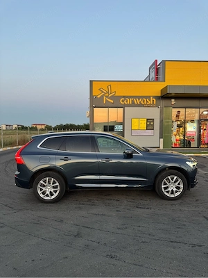 Volvo XC60 T8 Plug-in Hybrid  - imagine 4
