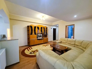 Apartament 3 camere\ Etaj 2\ Sibiu - zona Belvedere - imagine 11