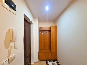 Apartament 3 camere\ Etaj 2\ Sibiu - zona Belvedere - imagine 4