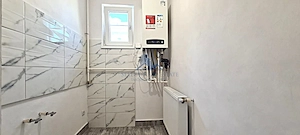 Apartament 2 camere \ Total Renovat \ Tarnaveni - Mures - imagine 17