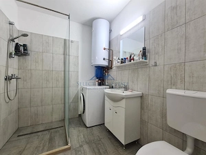 Casa rustica \ Marginimea Sibiului \ Fantanele - imagine 10