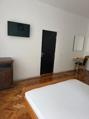 Apartament de inchiriat  2 camere semi-decomandat - imagine 4