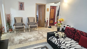 Vand apartament 3 camere Deva, zona Minerului, etaj 3, bloc de 4 etaje, caramida, suprafata 61 m p - imagine 2
