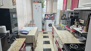 Vand apartament 3 camere Deva, zona Minerului, etaj 3, bloc de 4 etaje, caramida, suprafata 61 m p - imagine 8