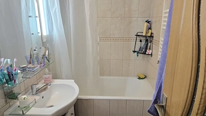 Vand apartament 3 camere Deva, zona Minerului, etaj 3, bloc de 4 etaje, caramida, suprafata 61 m p - imagine 5
