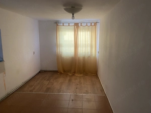 Vind apartament 1 cameră la casa - imagine 4
