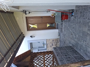 Garsonieră Apartament 22 mp + 335 mp teren în curte comună - imagine 3