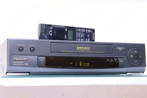 Videorecorder Panasonic NV-HD605 Hi-Fi Stereo Super Drive + Telecomandă.