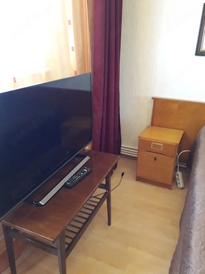 închiriez apartament cu 2 camere in micro19 - imagine 3