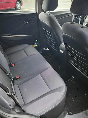 DE VANZARE SsangYong Tivoli Grand   -   Benzina 1,5 163 cp euro 6d - imagine 7
