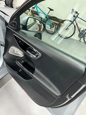 Mercedes-Benz C-Class 2.0 Diesel Mild Hybrid   2022  - imagine 10