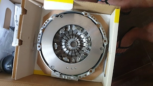Disc ambreiaj LUK  ptr  Ford Focus 1.6 Tdci , fab 2010 în sus 2011.... - imagine 8