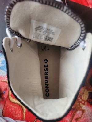 converse noi numar 42