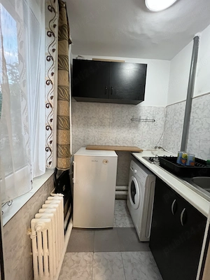 Închiriez garsonieră   Complexul Studențesc, Str. Gloriei - imagine 4