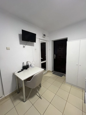 Închiriez garsonieră   Complexul Studențesc, Str. Gloriei - imagine 3