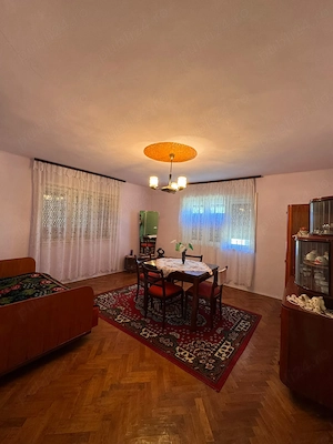 Casa de vanzare cu teren  - imagine 5