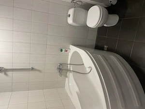 Închiriez apartament 3 camere - imagine 8