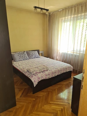 dau in chirie  spatiu comercial situat in centru zona parcul petofi nr 4  - imagine 6