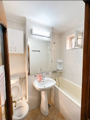Vând apartament 3 camere decomandat  - imagine 7