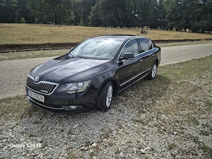 Skoda Superb  - imagine 6