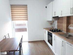 Apartament 2 cam conf 1 decomandat 55mp+balcon mobilat+utilat parter loc parcare str Distributiei - imagine 9