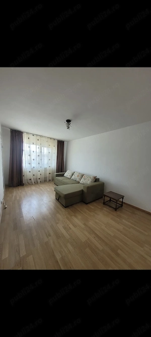 Închiriez apartament cu 3 camere oraș Pucioasa, mobilat ..relati în privat  - imagine 2