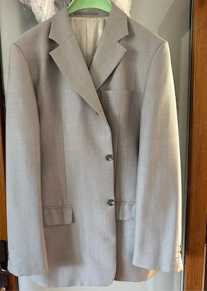 Costum clasic 