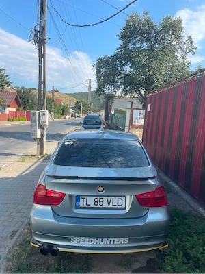 Bmw e90 facelift 320D 2011 - imagine 3