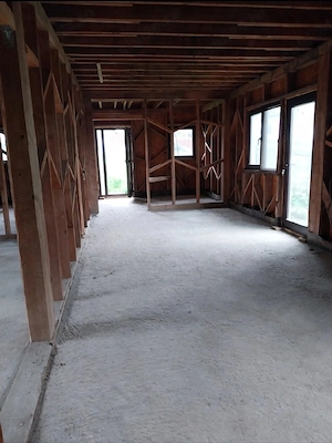 La 4km CUG-langa lac-CASA P+M 161mp -ter 500 mp-struct. lemn -fund. beton-ideala personalizare - imagine 7